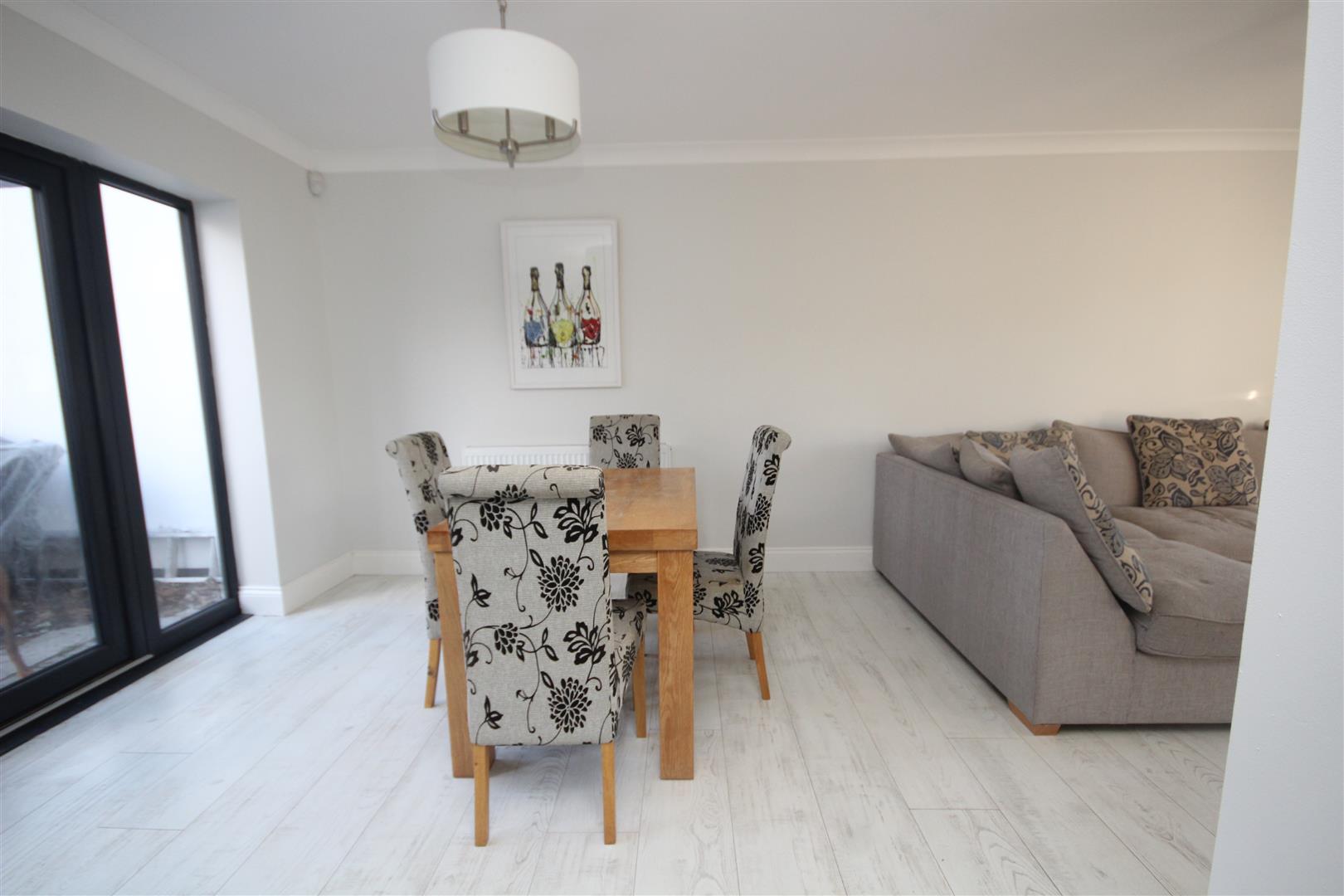 Abbots Close, Shenfield, Brentwood Keith Ashton